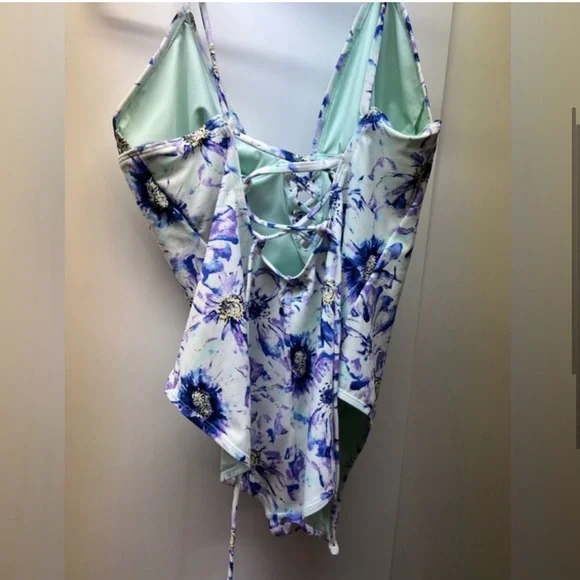 ADMORE ME Women’s One Piece Floral - Picture 6 of 7